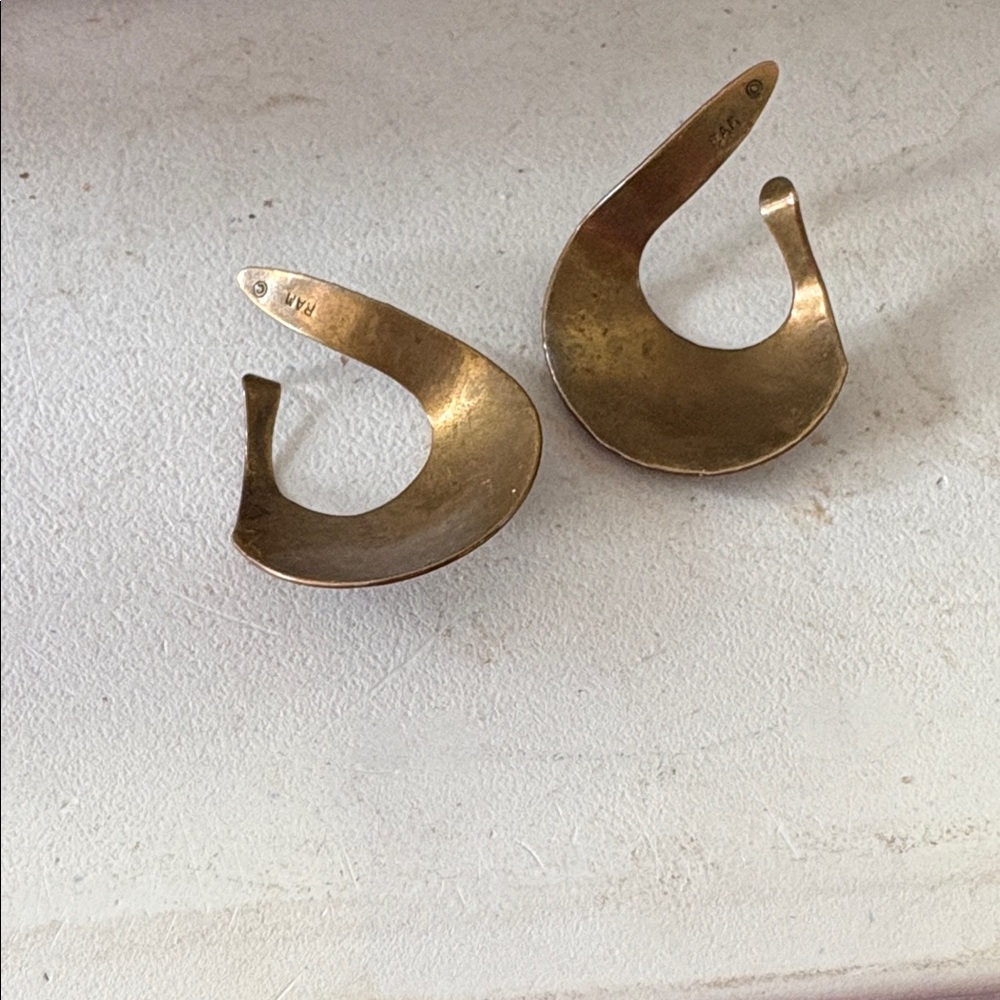 Brutalist Copper/Dripper Ear Rings Slings Signed RAM - Picture 3 of 7